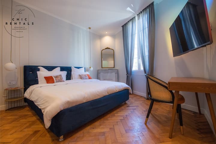 Chic Rentals_bedroom1.1_0609875847