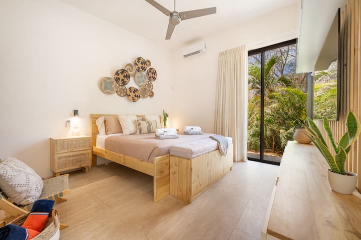 Vie-La Vacation Rentals managed Airbnb listing 1