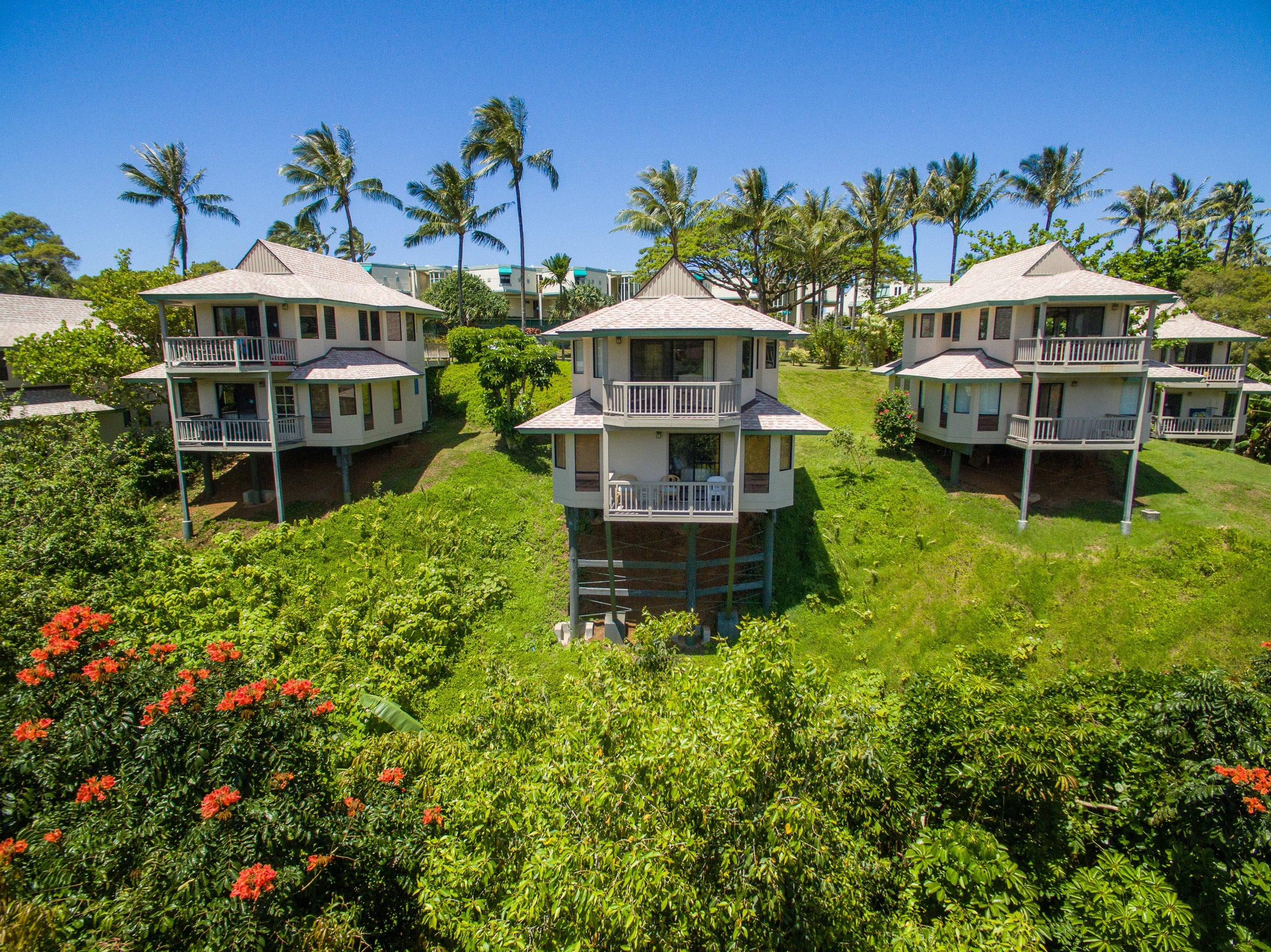 Home in Princeville · ★4.79 · 2 bedrooms · 3 beds · 2.5 baths - Image 17