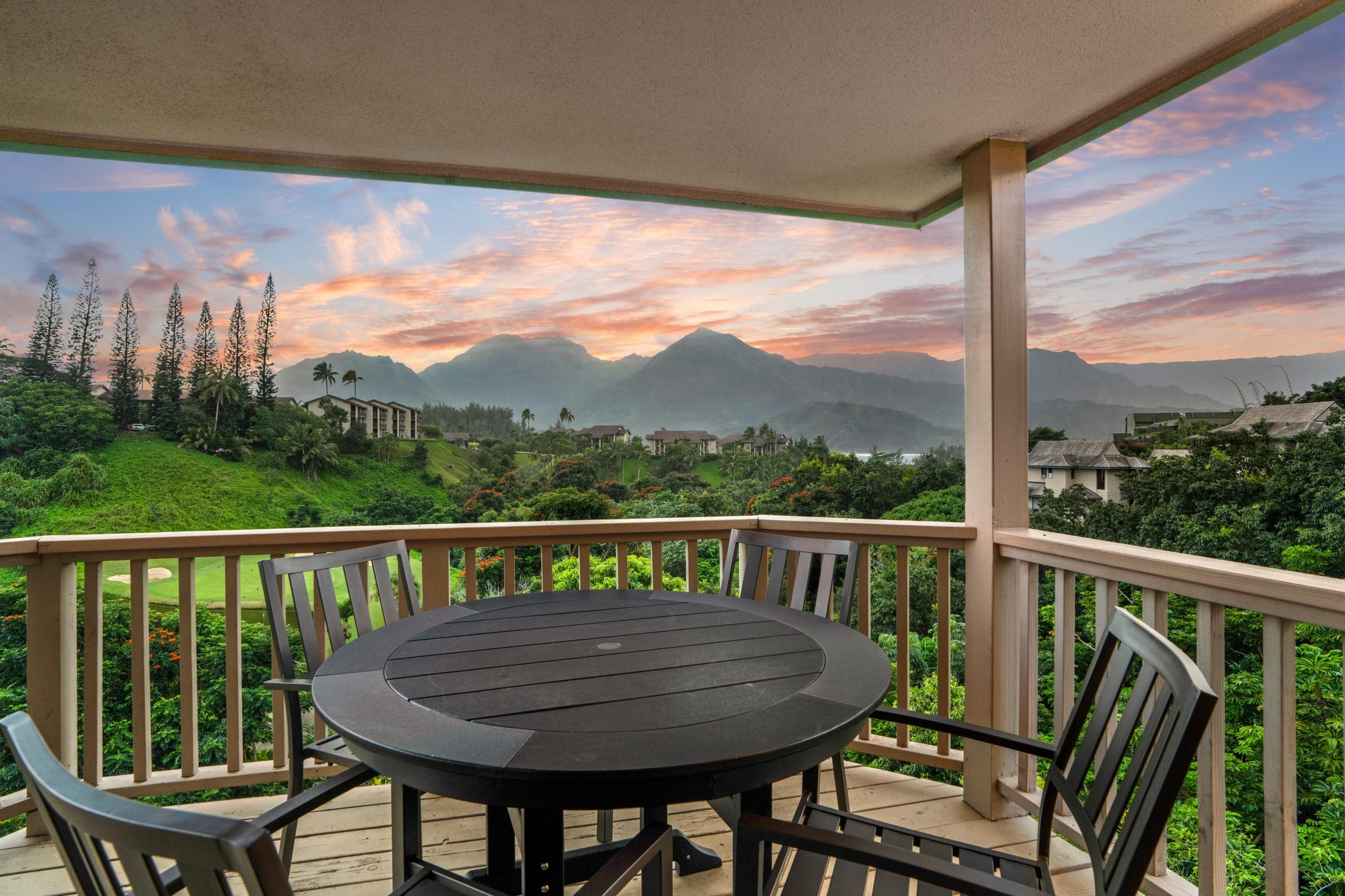 Home in Princeville · ★4.79 · 2 bedrooms · 3 beds · 2.5 baths - Image 21