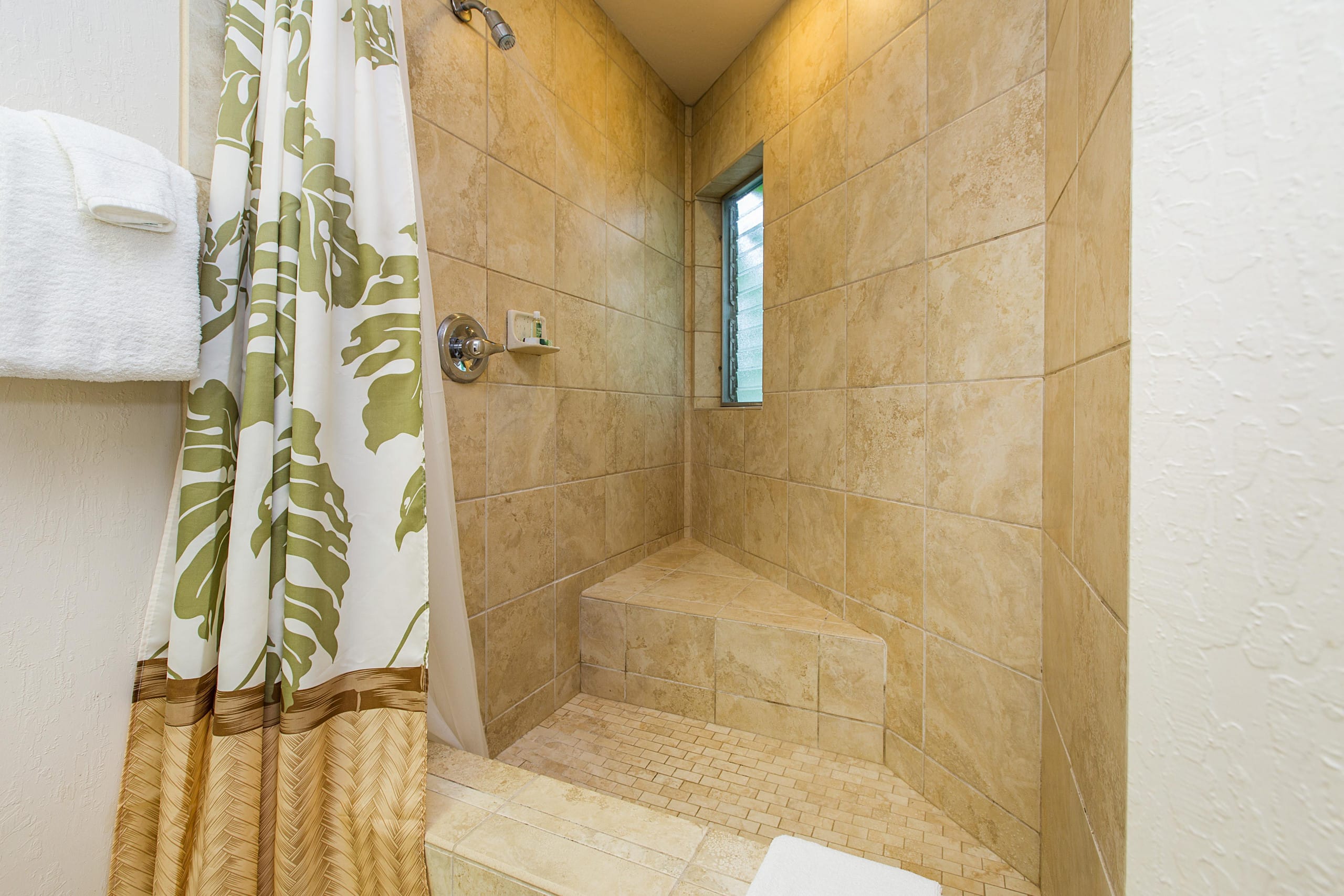 Condo in Princeville · ★4.51 · 1 bedroom · 1 bed · 1 bath - Image 11