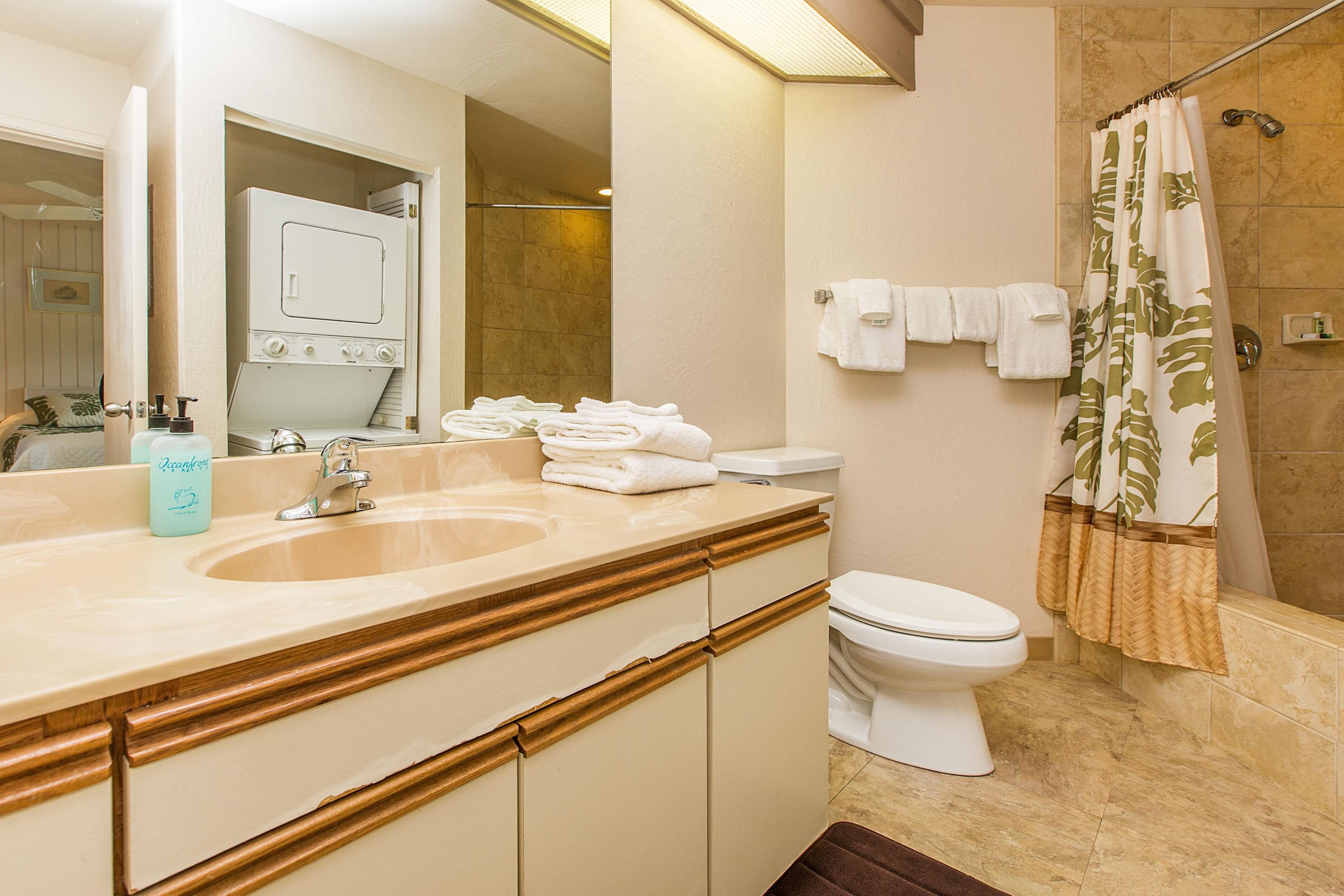 Condo in Princeville · ★4.51 · 1 bedroom · 1 bed · 1 bath - Image 10