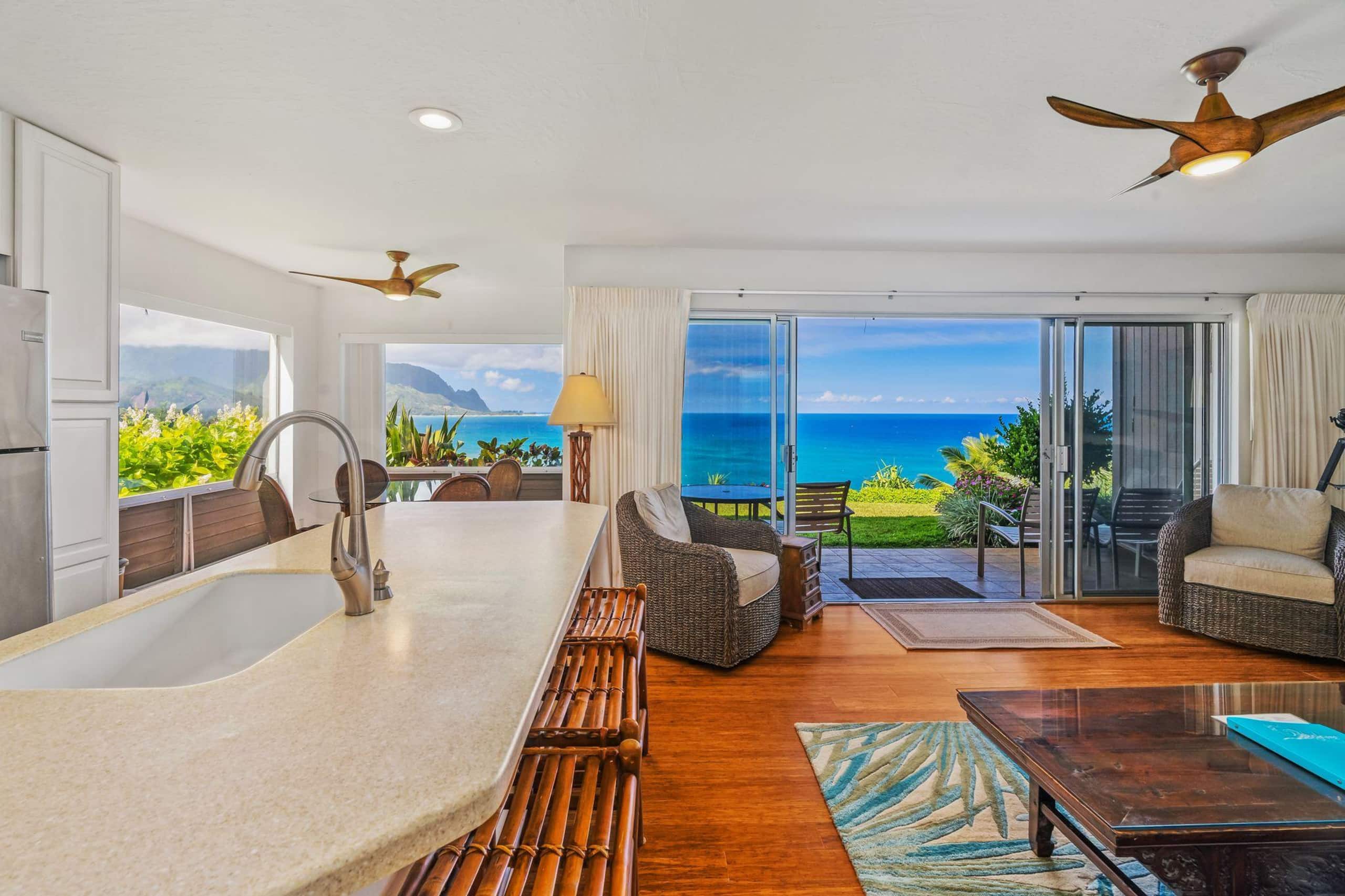 Condo in Princeville · ★4.84 · 2 bedrooms · 2 beds · 2 baths - Image 8