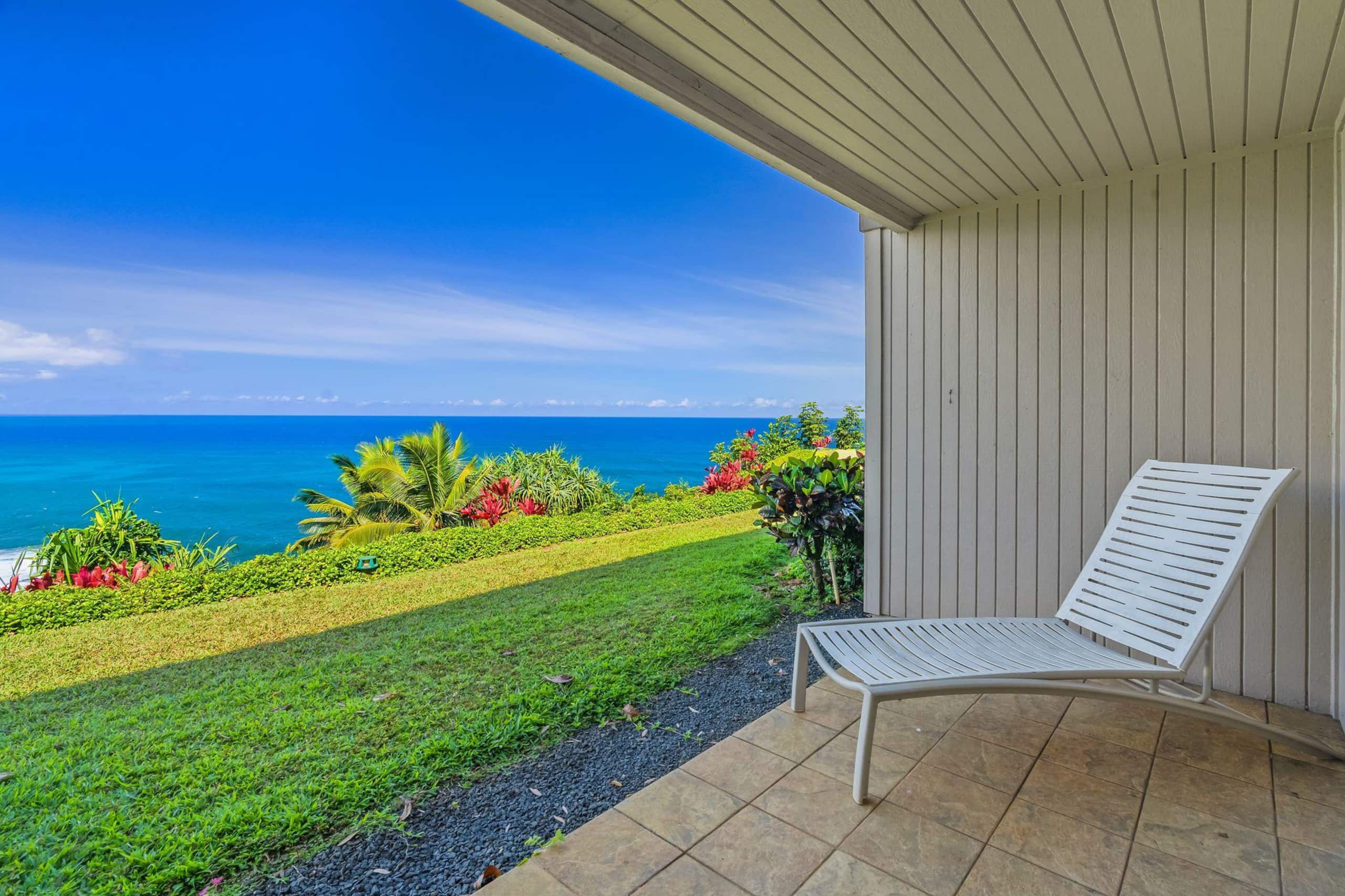 Condo in Princeville · ★4.84 · 2 bedrooms · 2 beds · 2 baths - Image 19