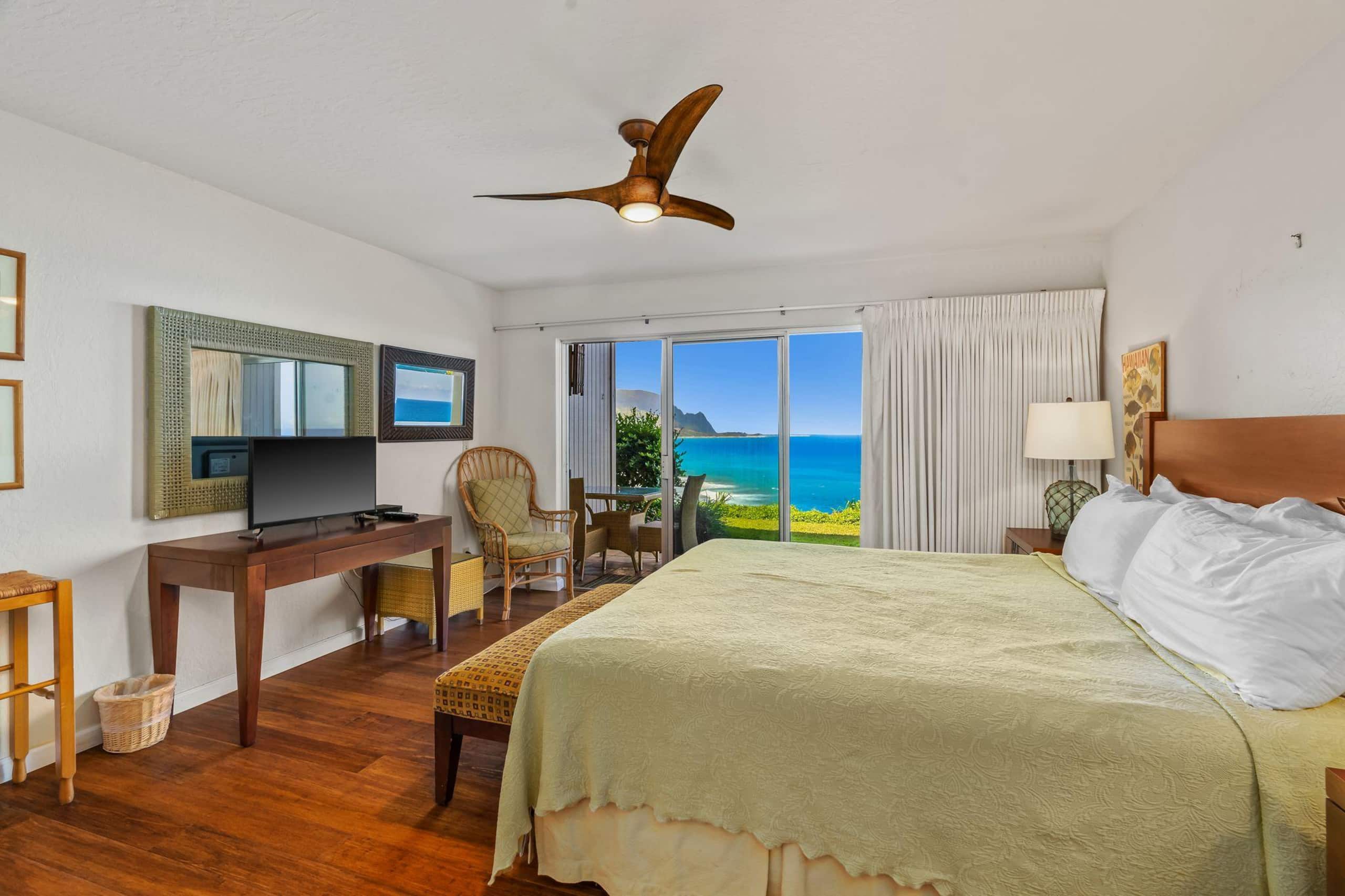 Condo in Princeville · ★4.84 · 2 bedrooms · 2 beds · 2 baths - Image 12