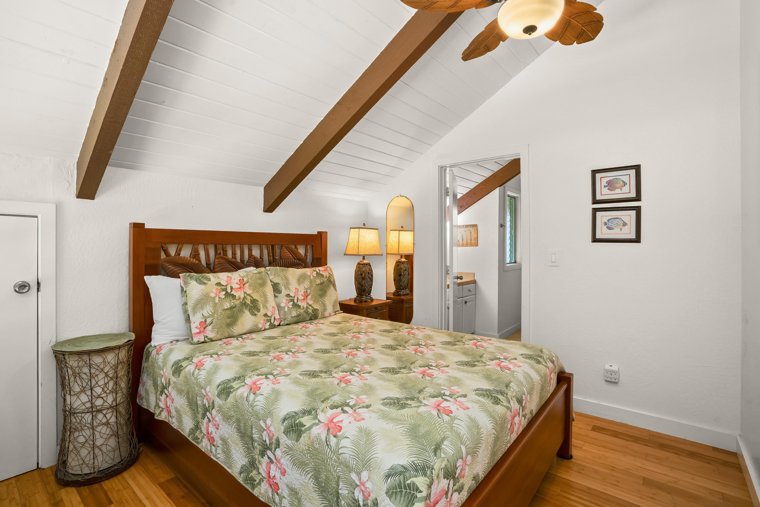 Condo in Princeville · ★4.74 · 2 bedrooms · 2 beds · 2 baths - Image 15