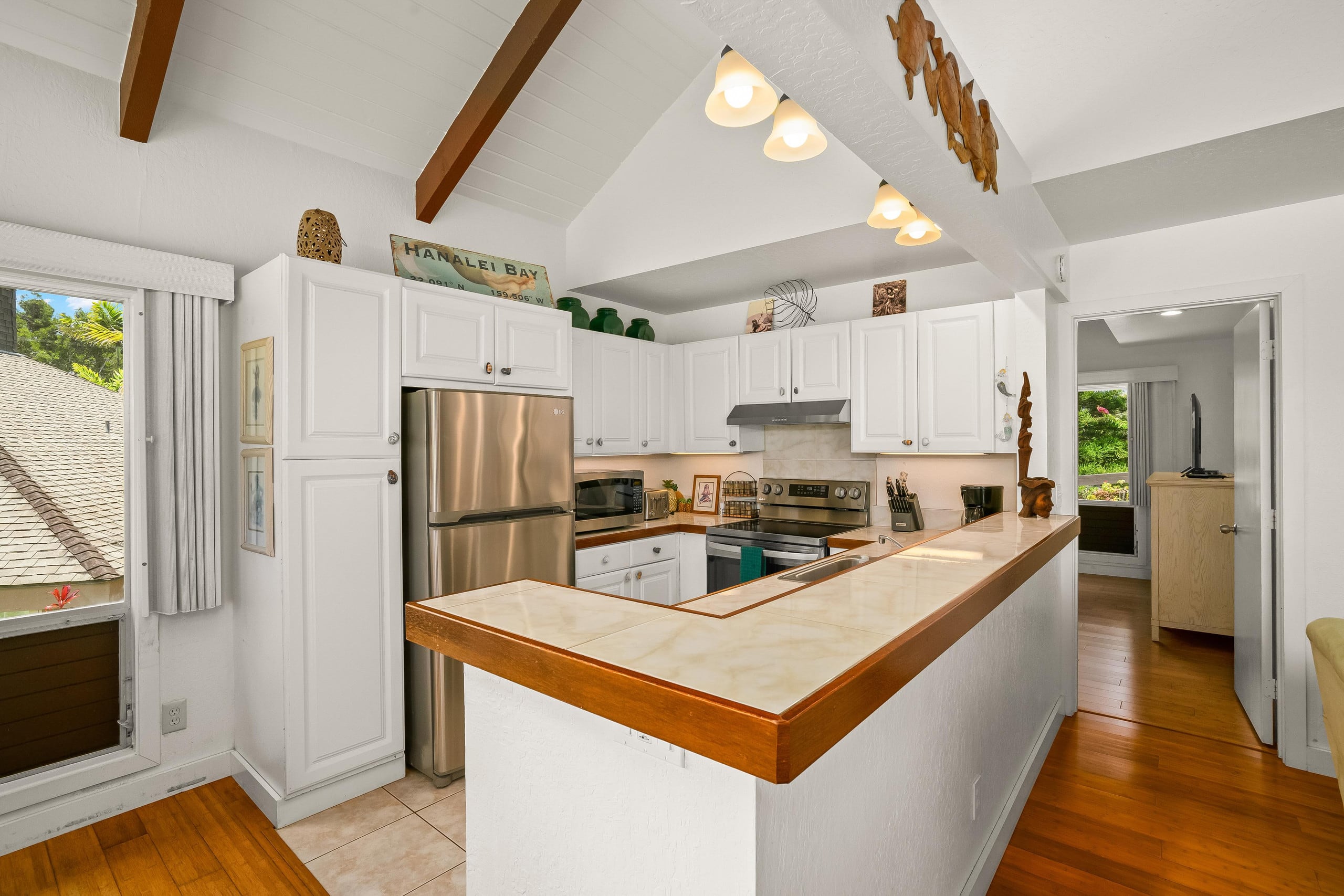 Condo in Princeville · ★4.74 · 2 bedrooms · 2 beds · 2 baths - Image 10