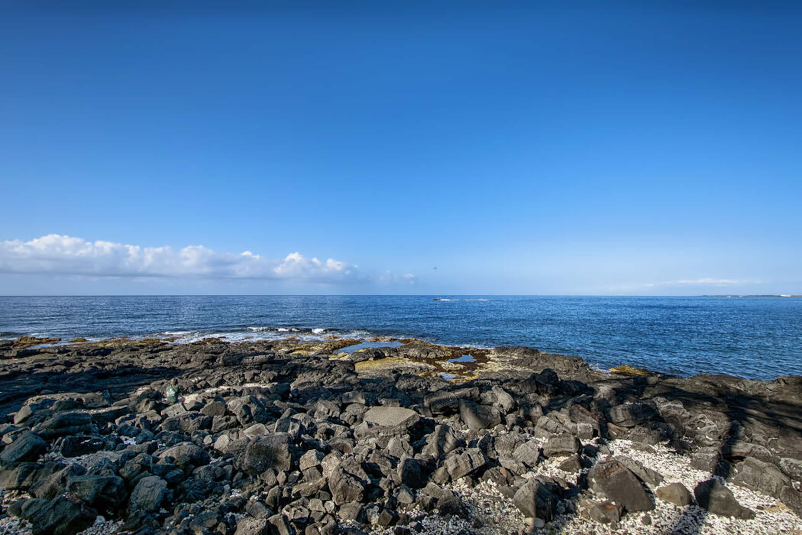 Villa in Kailua-Kona · ★5.0 · 2 bedrooms · 3 beds · 2.5 baths - Image 25