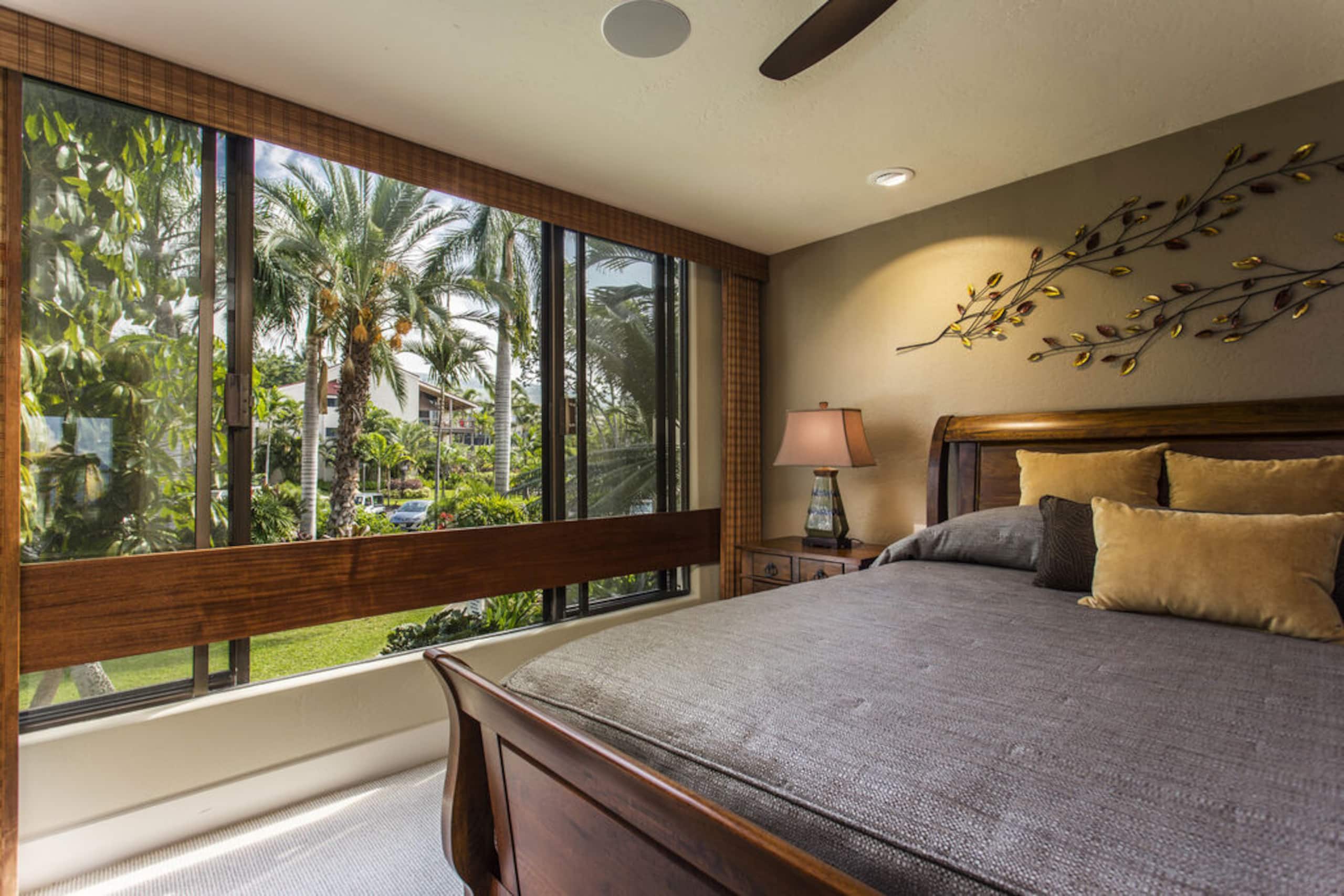 Condo in Kailua-Kona · ★4.88 · 2 bedrooms · 2 beds · 2 baths - Image 14