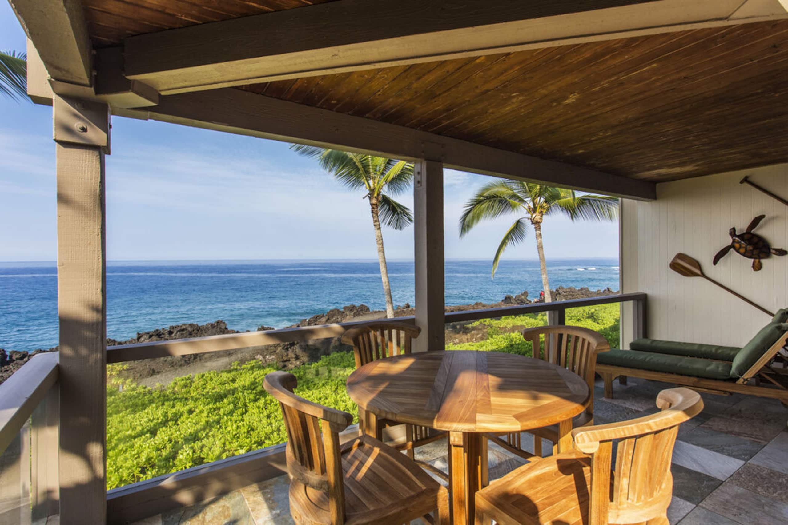 Condo in Kailua-Kona · ★4.88 · 2 bedrooms · 2 beds · 2 baths - Image 21