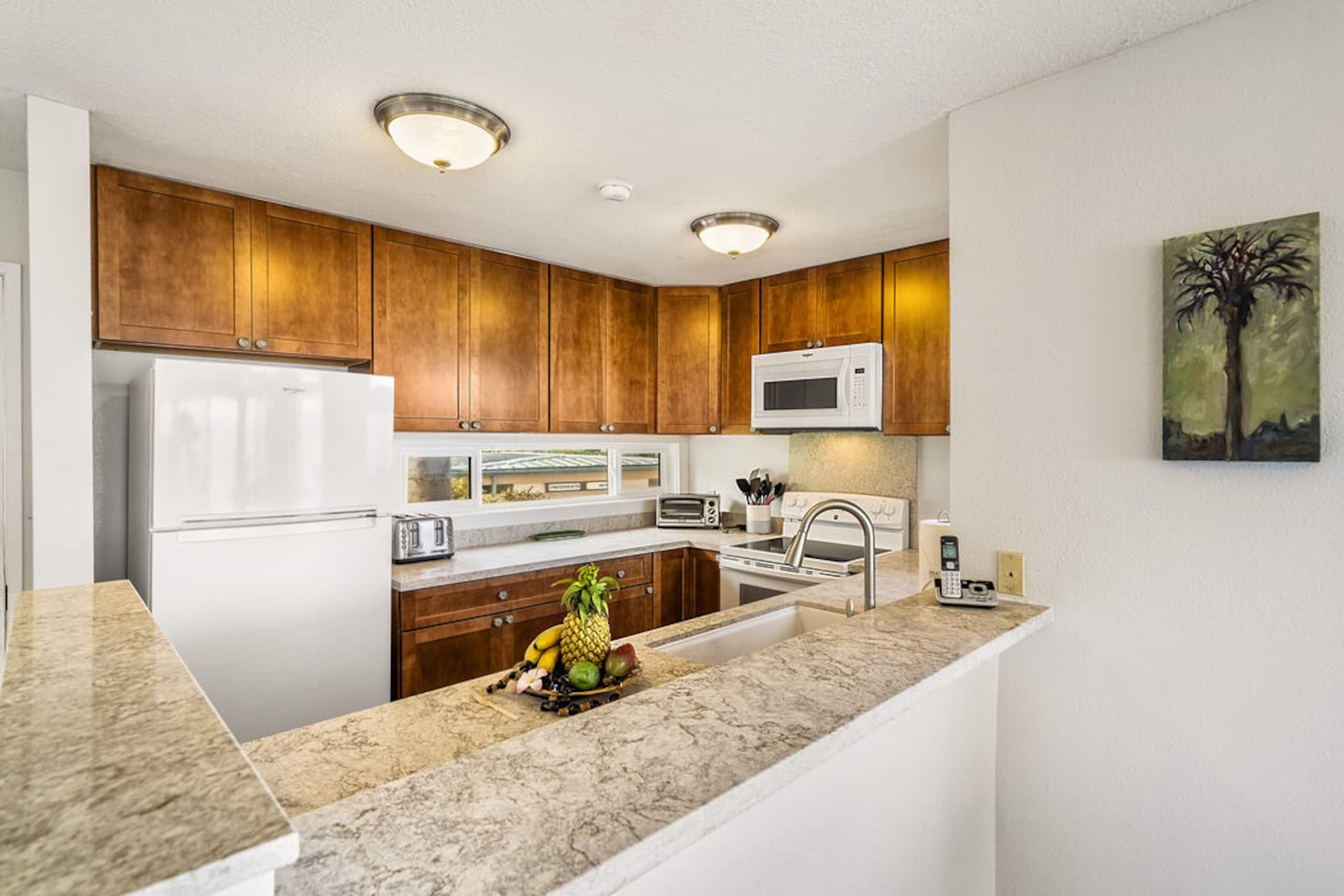 Condo in Kailua-Kona · ★4.81 · 2 bedrooms · 4 beds · 2.5 baths - Image 5