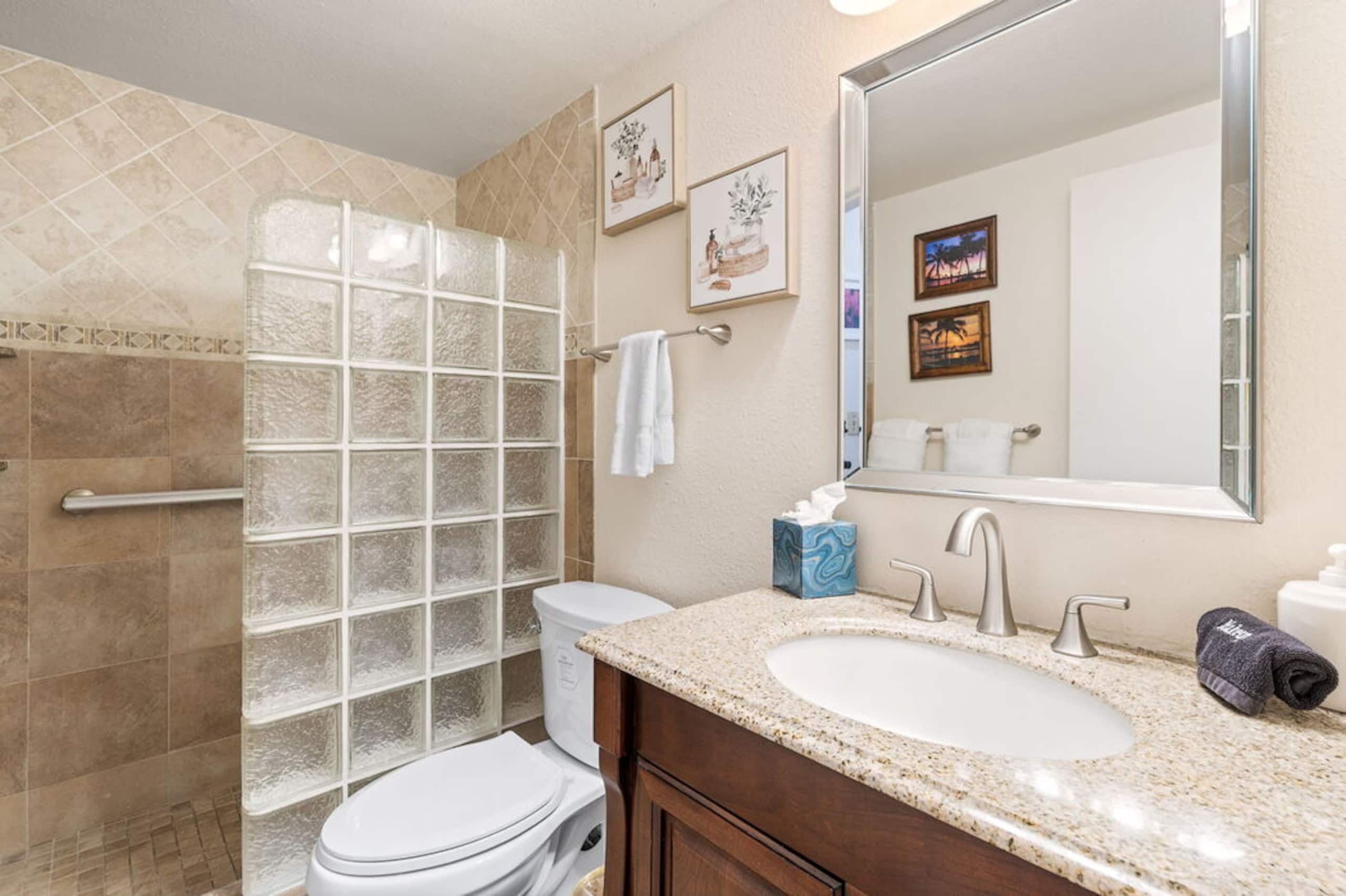 Condo in Kailua-Kona · ★4.88 · 1 bedroom · 2 beds · 1 private bath - Image 18