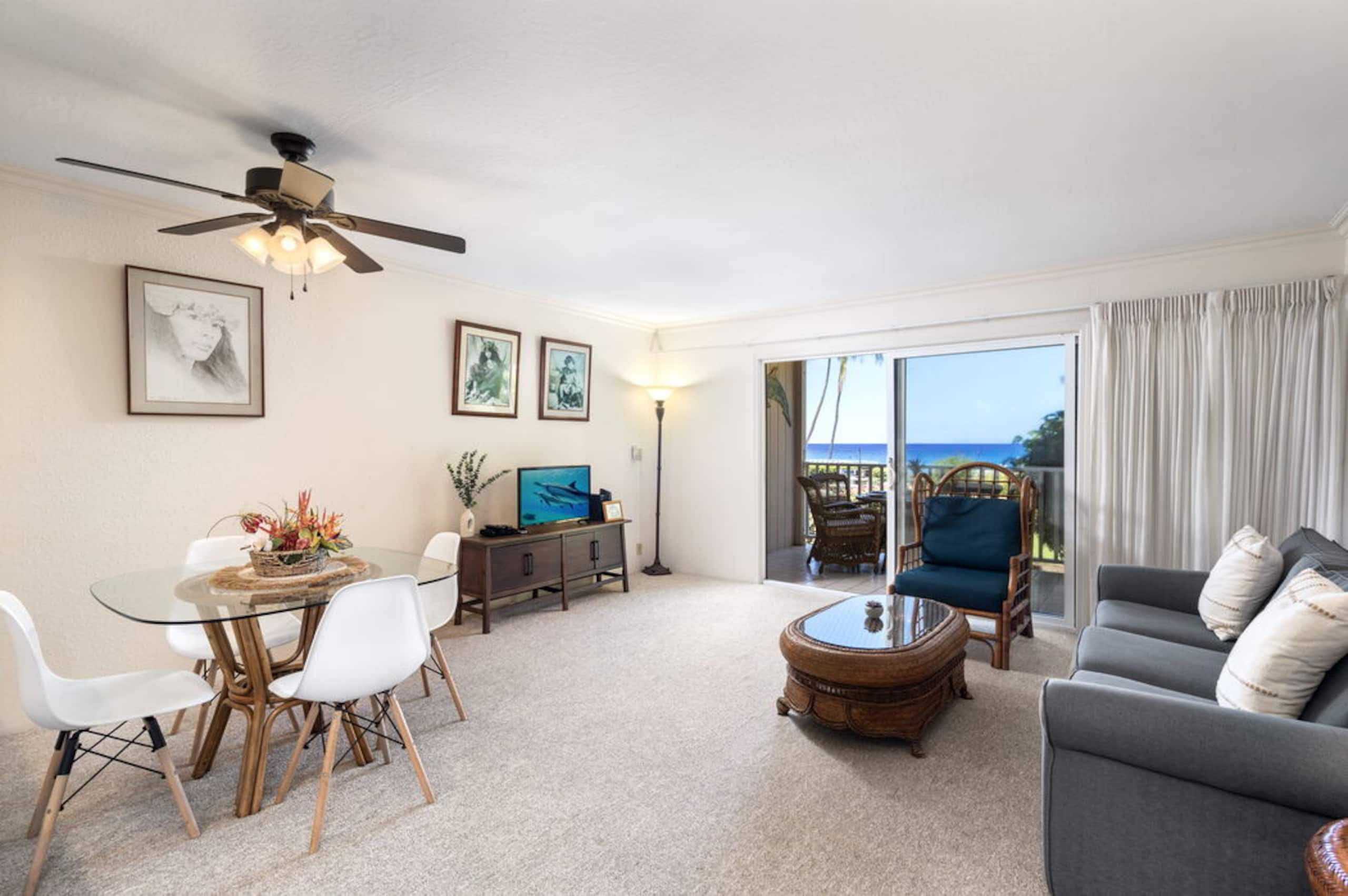 Condo in Kailua-Kona · ★4.88 · 1 bedroom · 2 beds · 1 private bath - Image 4