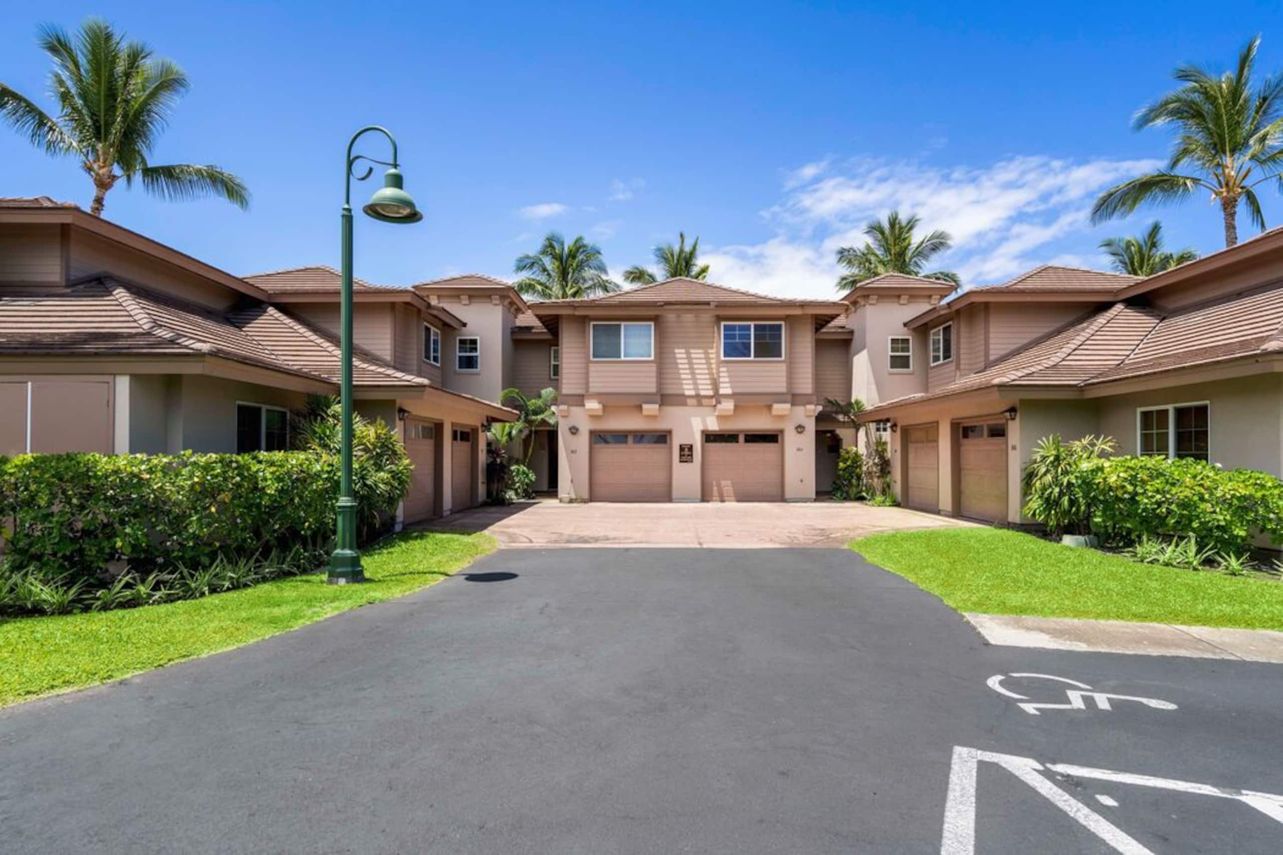 Townhouse in Waikoloa Village · ★4.5 · 2 bedrooms · 3 beds · 2.5 baths - Photo 31