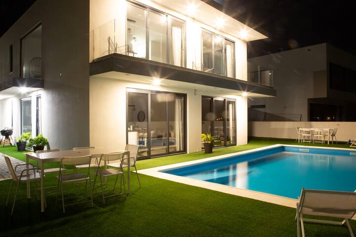 Palace of Paradise: perfect for families & friends gallery image 4