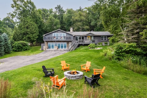 Lake Charlevoix Getaway Boyne City