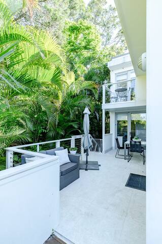 Peregian Beach Holiday House Resort Pet Friendly