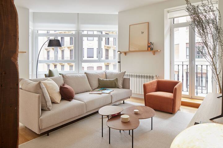 Alai by FeelFreeRentals gallery image 2