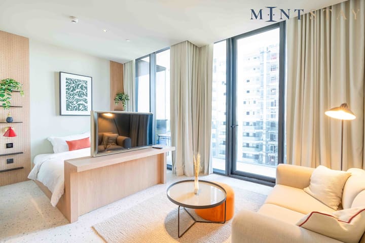 Prime Location, Pristine Studio In Business Bay - Aéroport de Dubaï (DXB) 