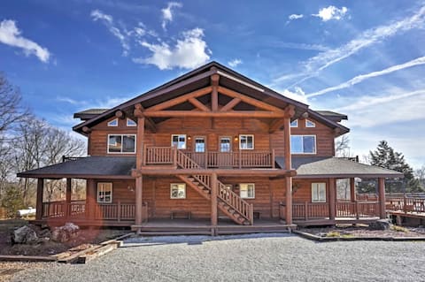 KingsRiver Lodge S w/Pickleball Court-Walk to Lake