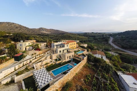 Erondas Cretan Country Villas Complex
