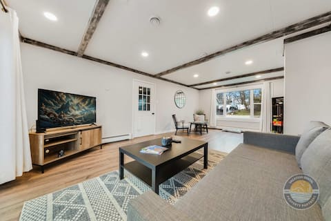 Pet-Friendly Lake Geneva Home with Game Room