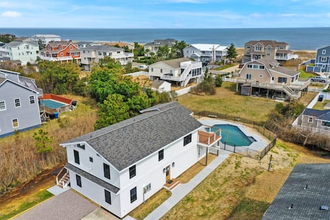 Smack Attack: New Construction, North End, Pool