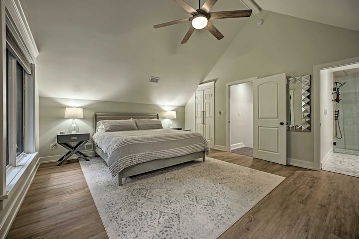 Primary King Bedroom with Ensuite Bathroom, located on the 2nd Floor