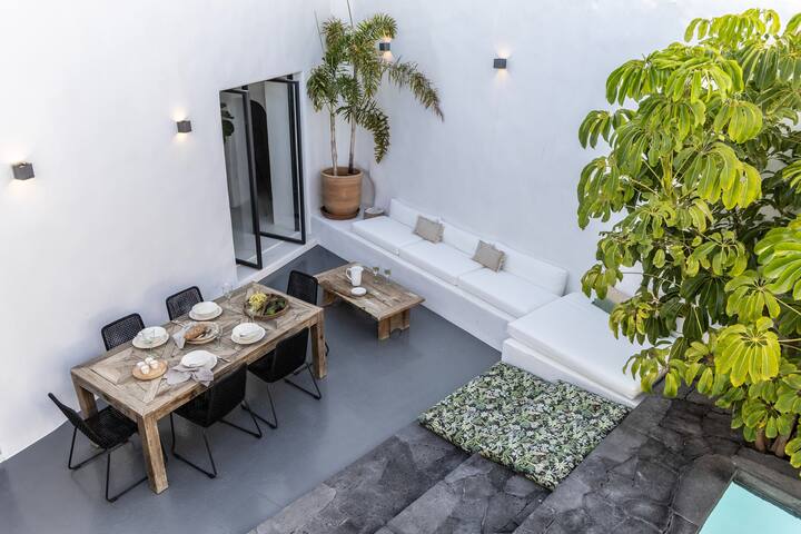 Arithera Villa in Santorini gallery image 3