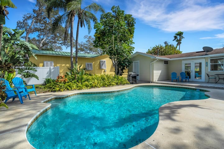 Sea Board Pool Home - Monthly Vacation Rental - Dunedin, FL