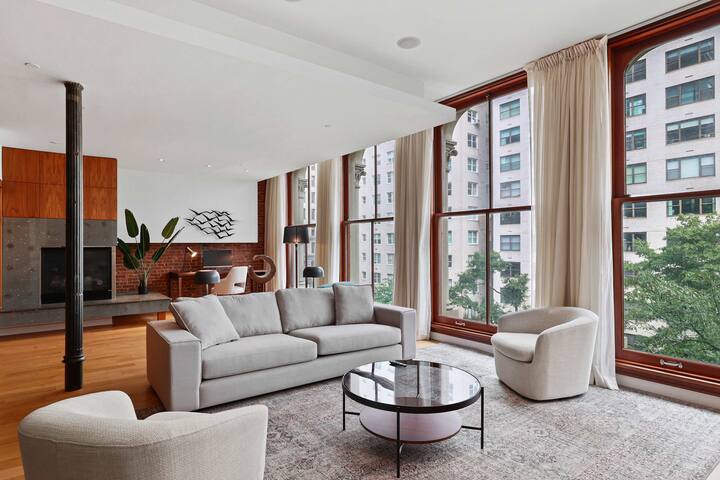 Rialto V by Rove Travel | Union Square 3BR Loft gallery image 2