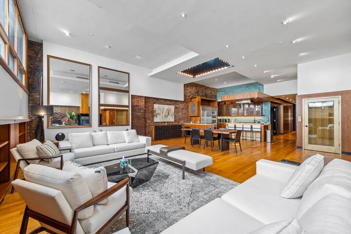 Rialto PH by Rove Travel | Penthouse Loft w/ Roof gallery image 2