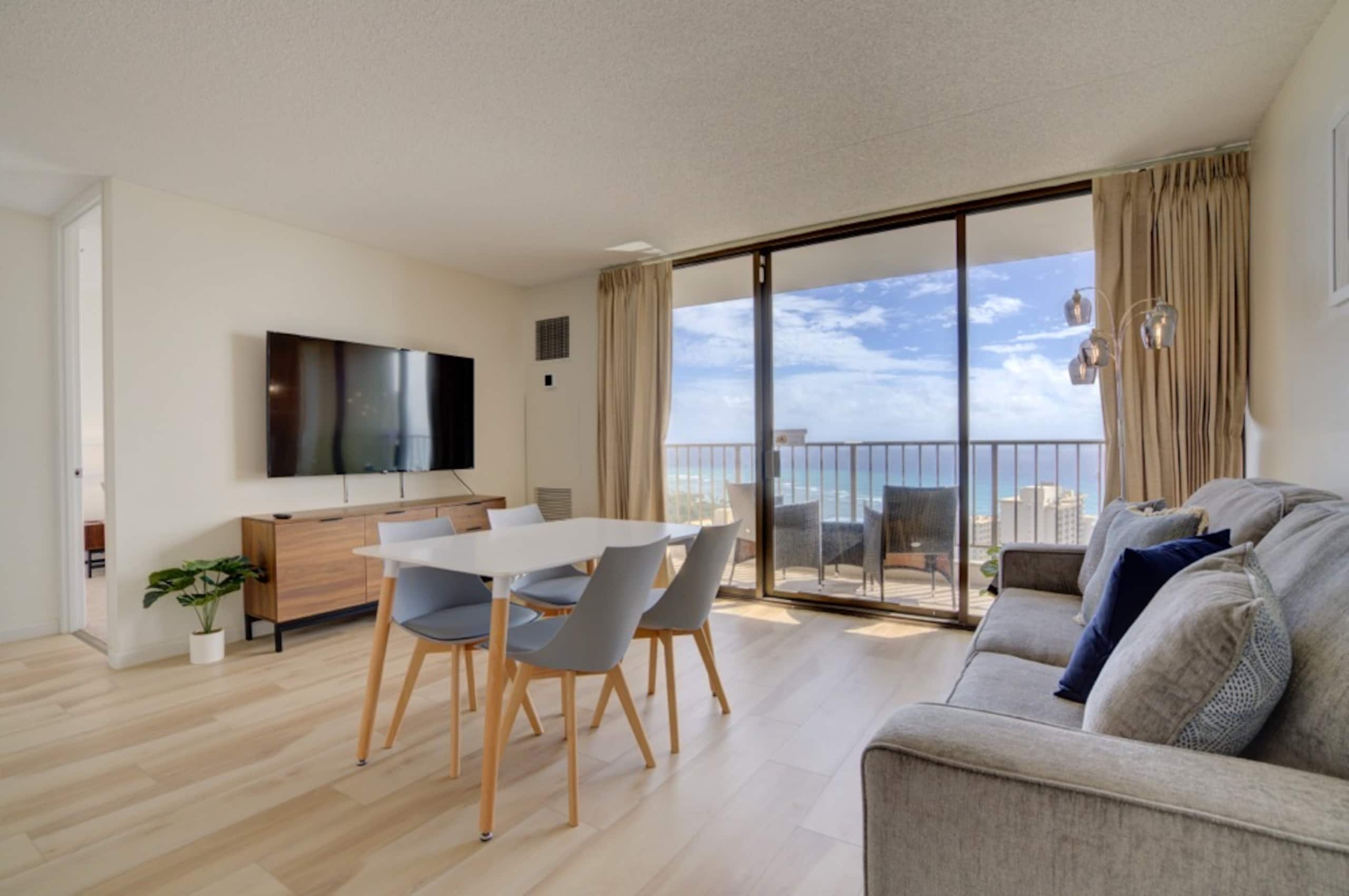 Condo in Honolulu · ★4.75 · 1 bedroom · 2 beds · 1 shared bath - Image 2