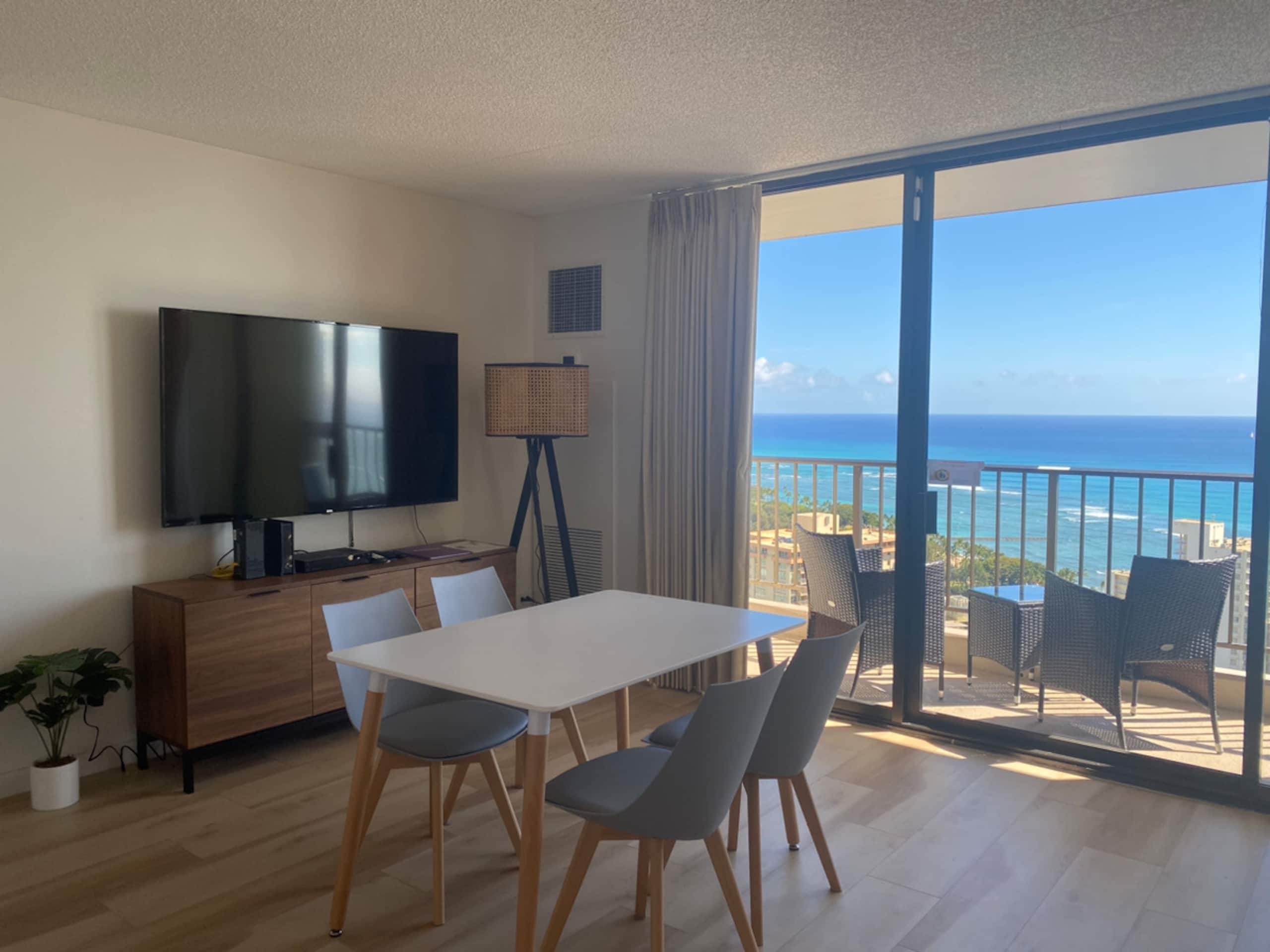 Condo in Honolulu · ★4.75 · 1 bedroom · 2 beds · 1 shared bath - Image 25
