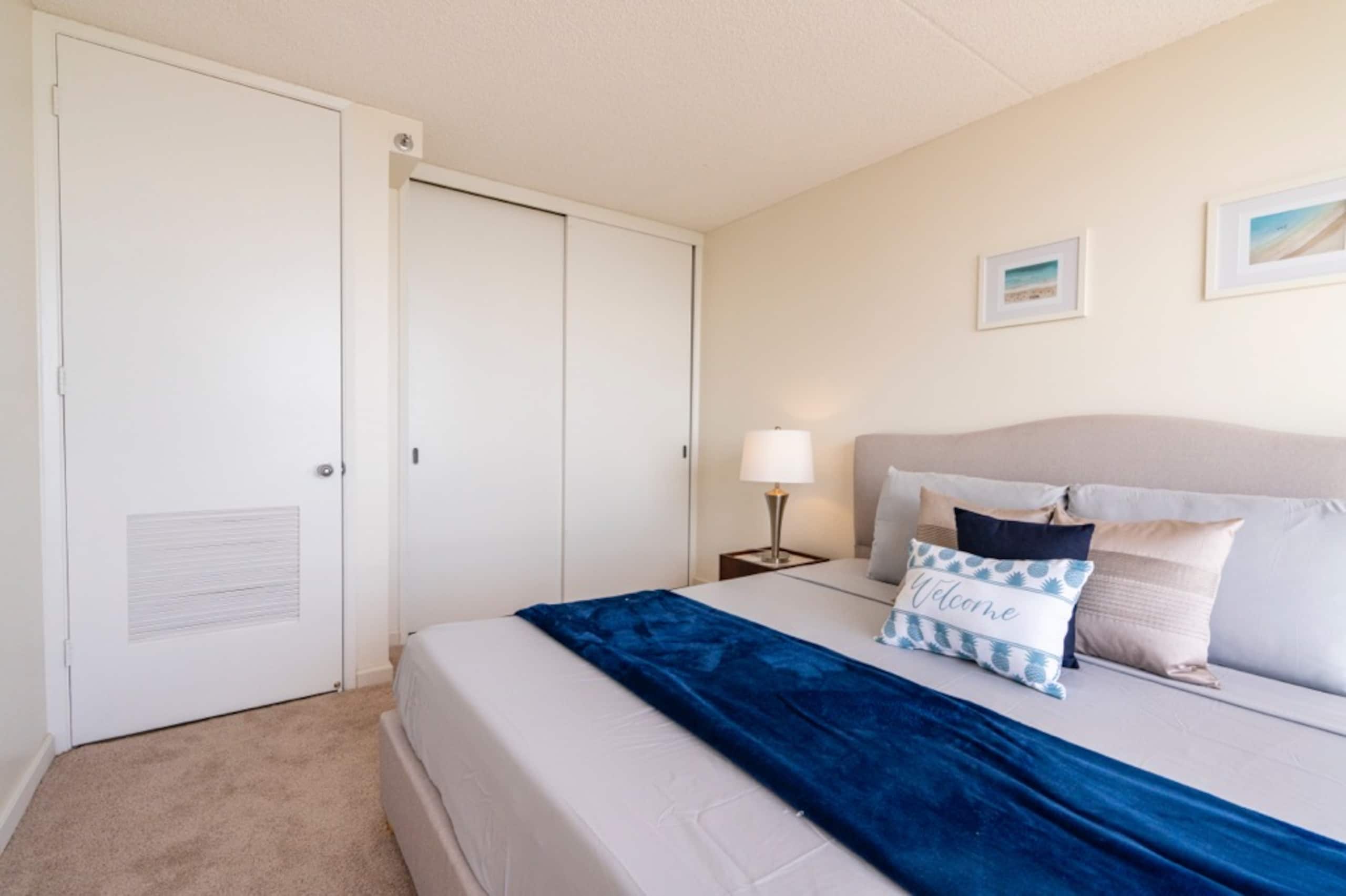 Condo in Honolulu · ★4.75 · 1 bedroom · 2 beds · 1 shared bath - Image 32