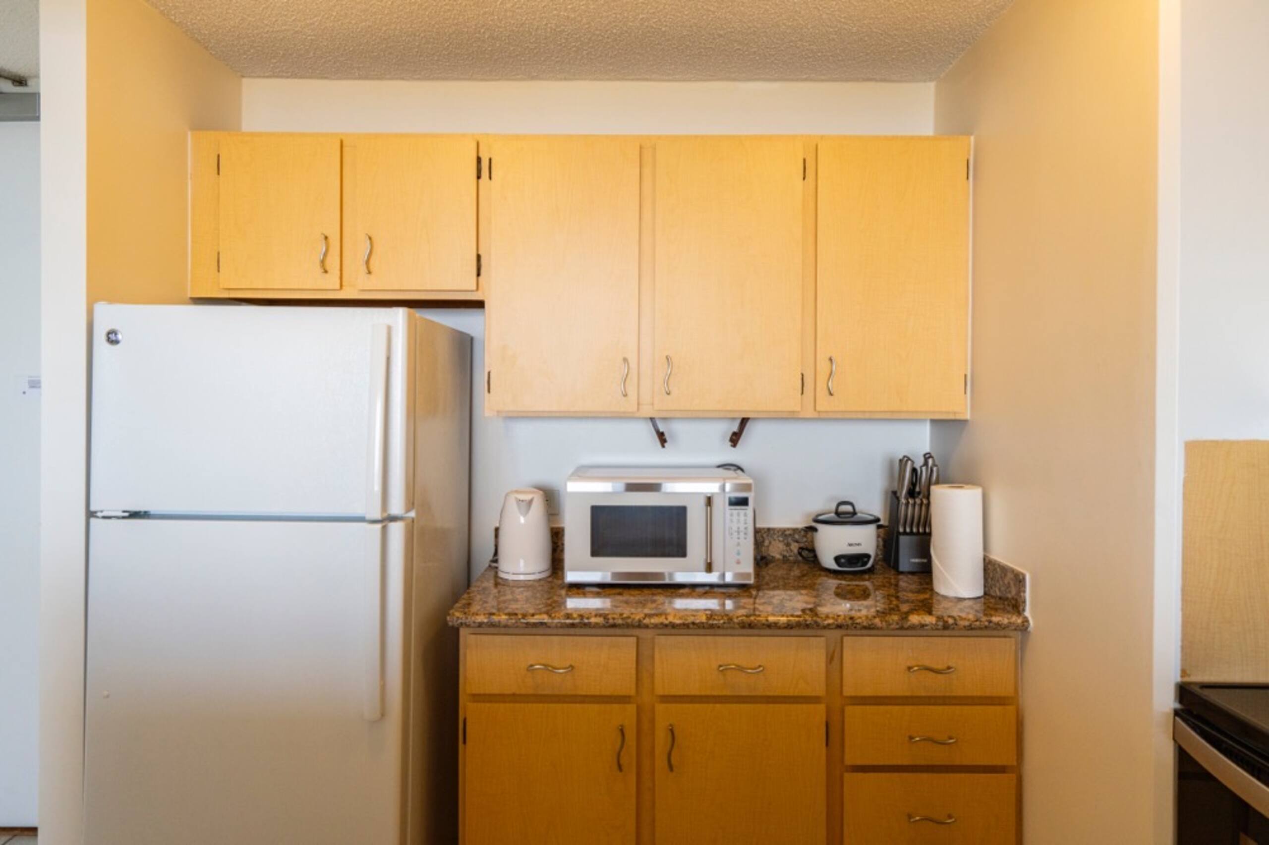 Condo in Honolulu · ★4.75 · 1 bedroom · 2 beds · 1 shared bath - Image 38