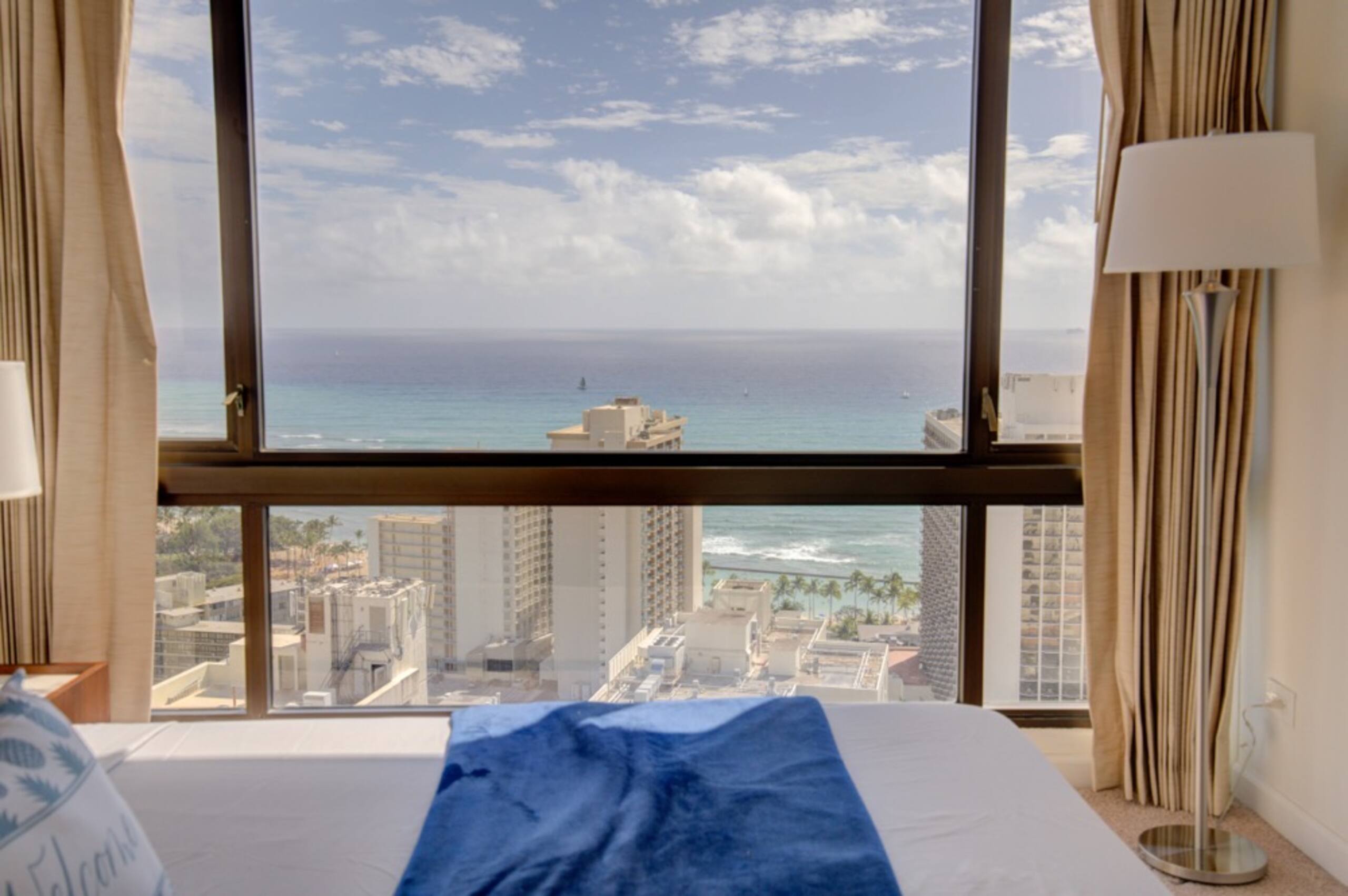 Condo in Honolulu · ★4.75 · 1 bedroom · 2 beds · 1 shared bath - Image 33