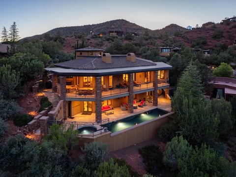 6,000 Sqft Uptown Gem*Heated Pool/Spa/Sauna/Decks