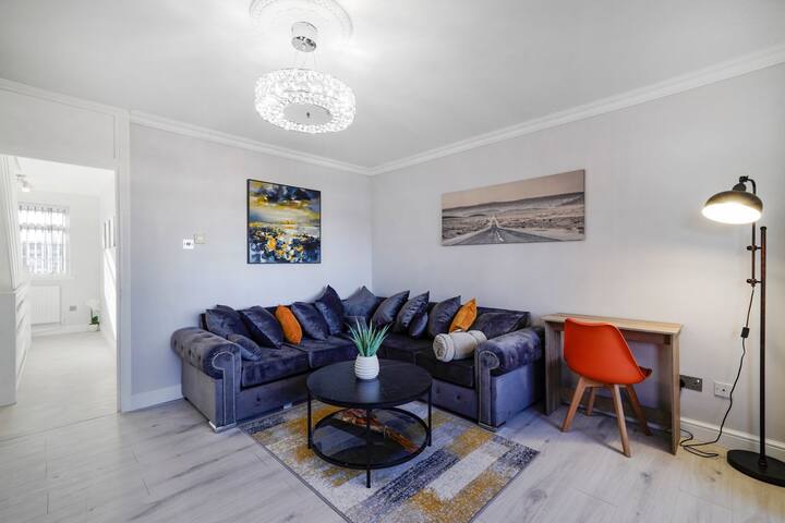 Maresca Serviced Apartments managed Airbnb listing 1