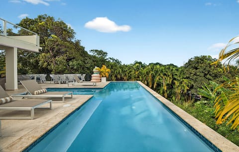 Stunning Private Oasis with Pool and Ocean Views