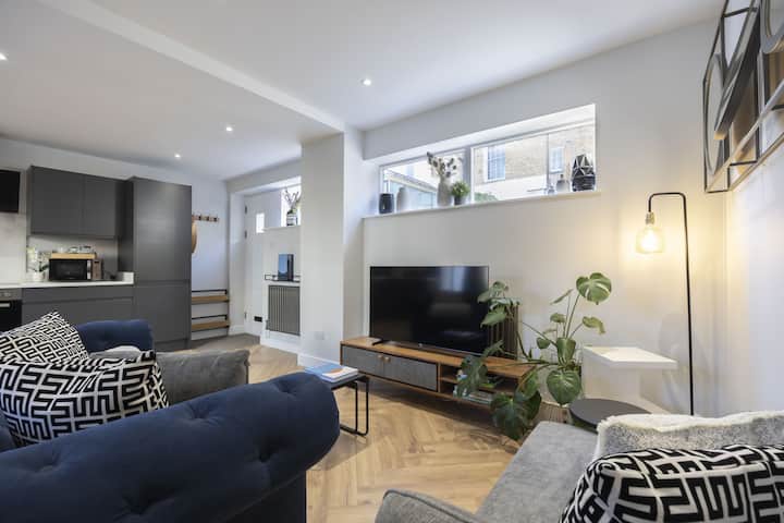 De Luxe-maison-sdb Privée Avec Douche-vue Sur Rue - Cheltenham