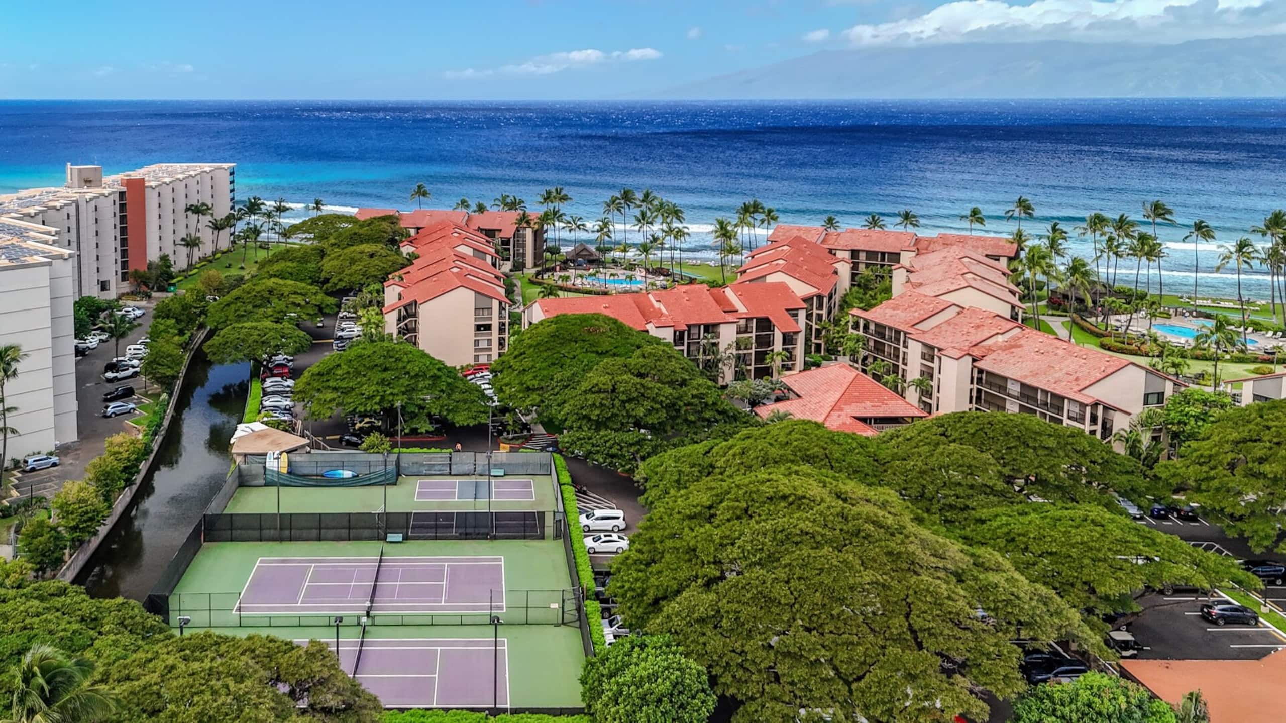 Condo in Lahaina · ★4.43 · 1 bedroom · 2 beds · 1 bath - Image 23
