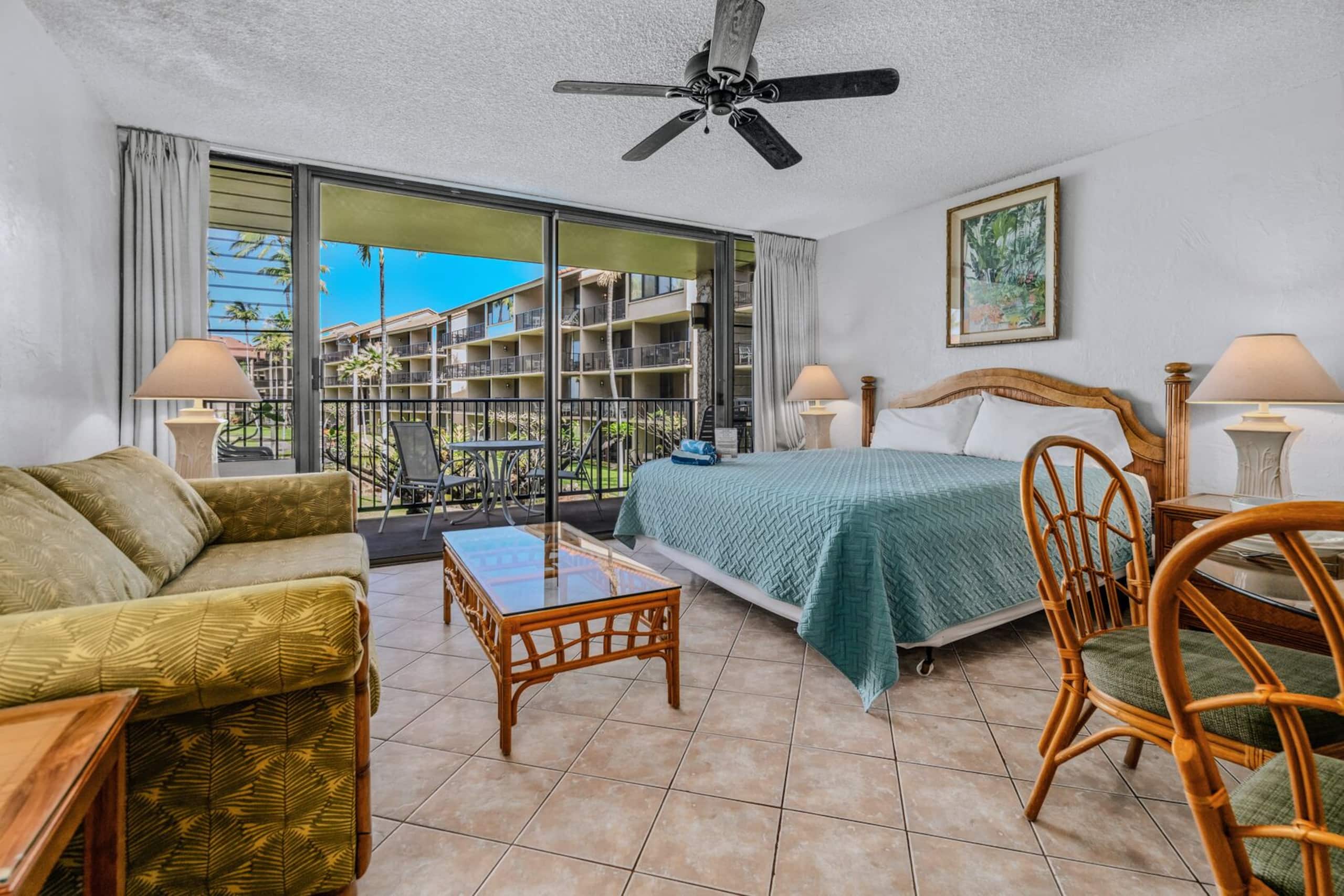 Condo in Lahaina · ★4.43 · 1 bedroom · 2 beds · 1 bath - Image 12