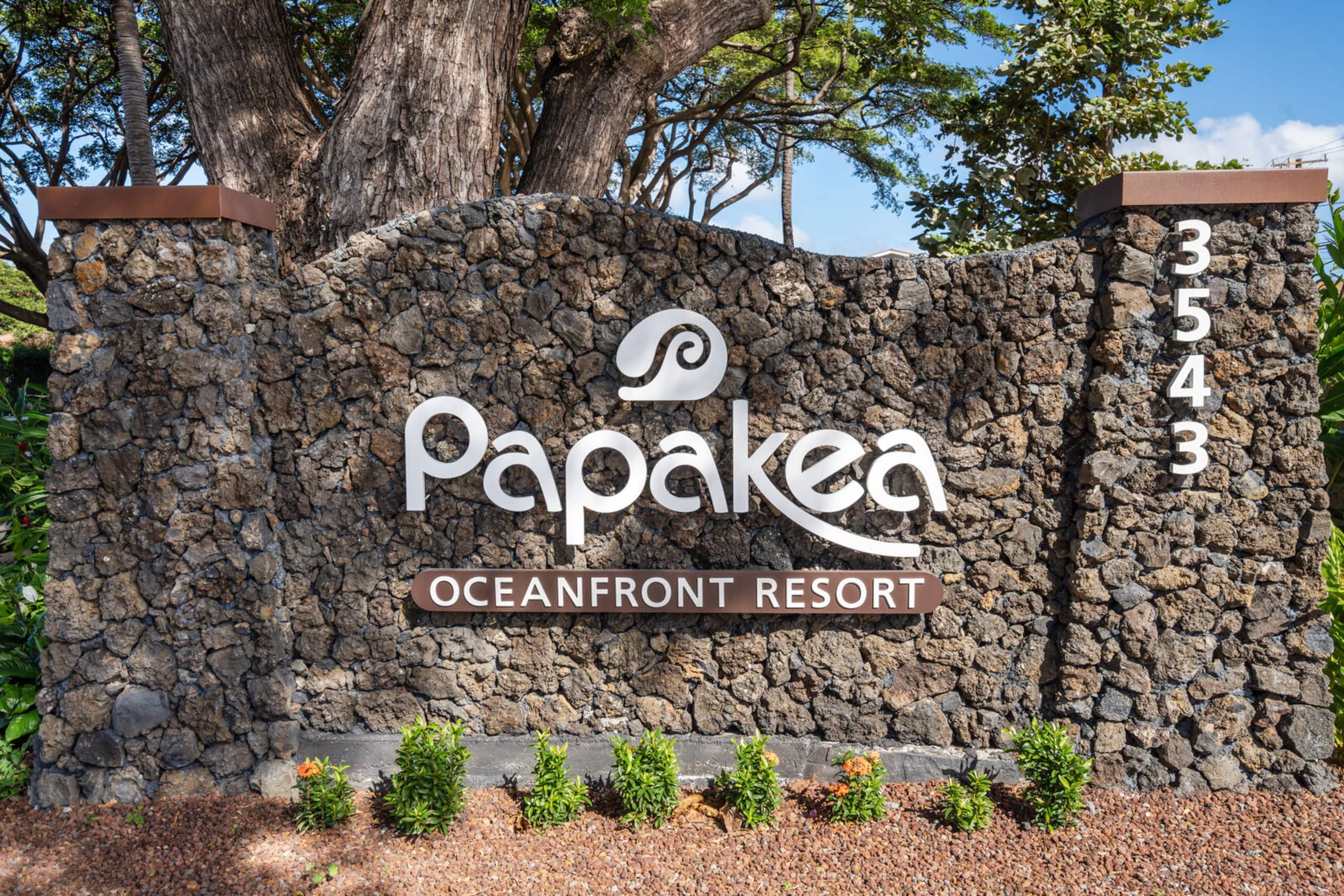 Condo in Lahaina · ★4.43 · 1 bedroom · 2 beds · 1 bath - Image 38