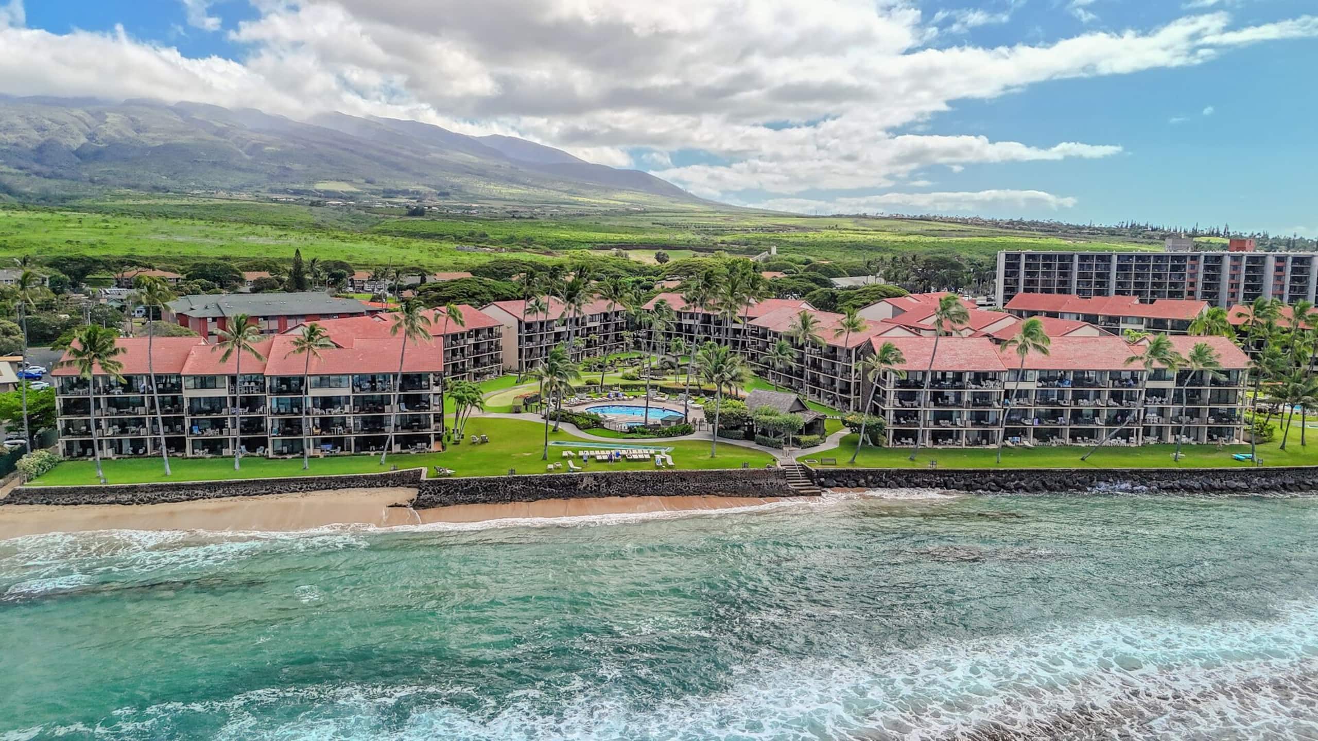 Condo in Lahaina · ★4.43 · 1 bedroom · 2 beds · 1 bath - Image 32