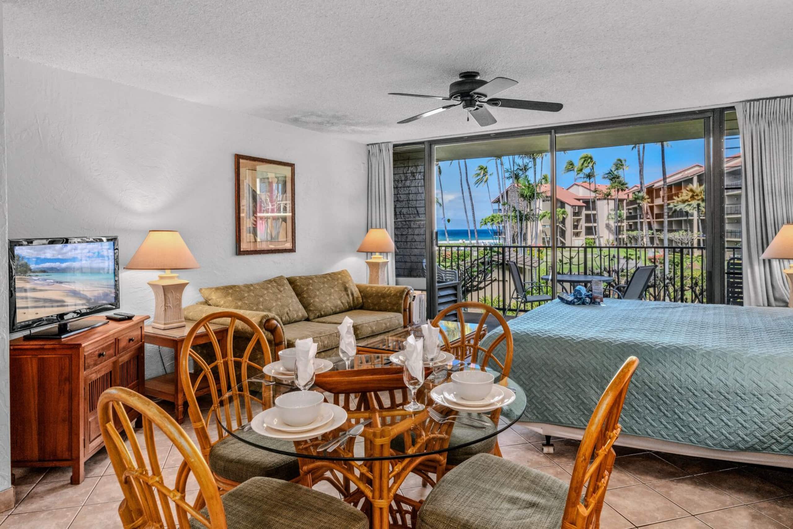 Condo in Lahaina · ★4.43 · 1 bedroom · 2 beds · 1 bath - Image 17