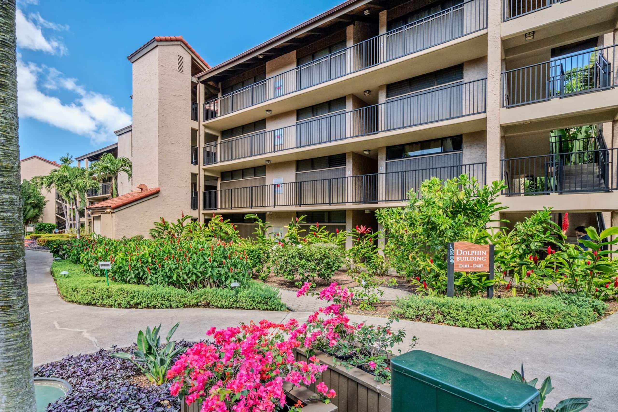 Condo in Lahaina · ★4.43 · 1 bedroom · 2 beds · 1 bath - Image 19