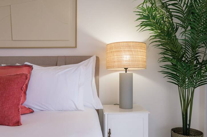 Seascape Apartment Unit 1 by Portugal Portfolio gallery image 3