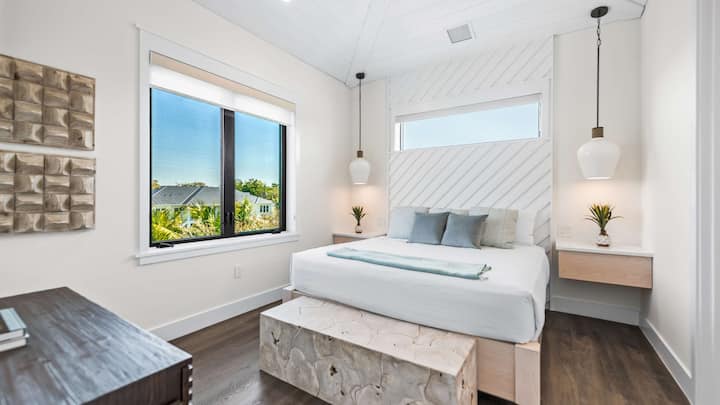 Seomra leapa 5 - Leaba Mhéid an Rí agus Seomra Folctha En - Suite