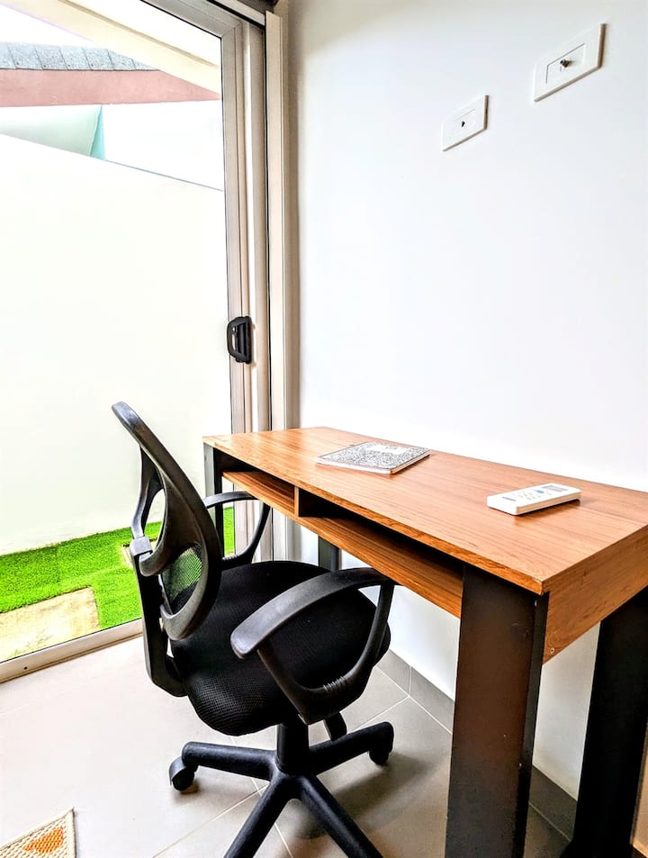 Radni stol za rad na daljinu